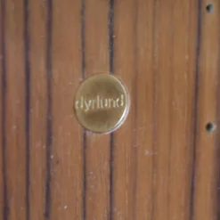 Vitrine par Dyrlund années 1970, haut de gamme scandinave en teck danois.