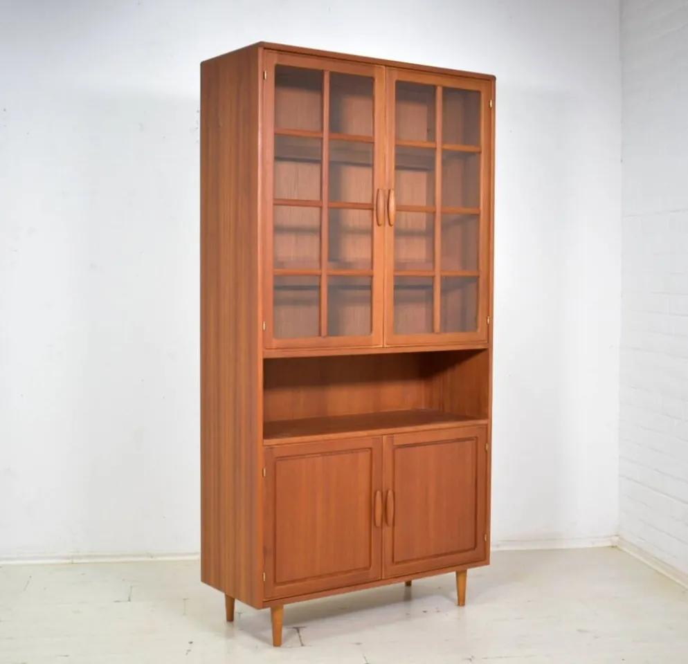 Vitrine par Dyrlund années 1970, haut de gamme scandinave en teck danois.