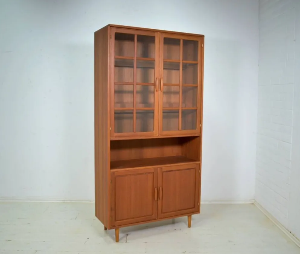 Vitrine par Dyrlund années 1970, haut de gamme scandinave en teck danois.
