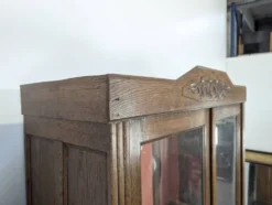 Vitrine parisienne époque Reconstruction