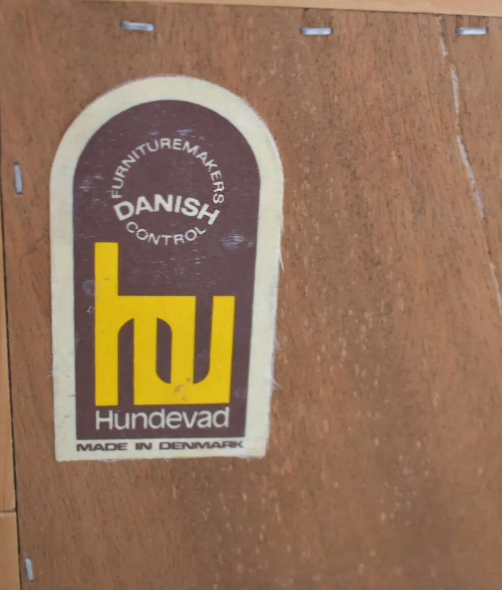 Vitrine par Poul Hundevad années 1960 en teck scandinave, haut meuble danois.