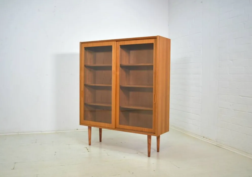 Vitrine par Poul Hundevad années 1960 en teck scandinave, haut meuble danois.