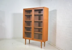 Vitrine par WK Möbel vitrine années 1970 en teck vintage