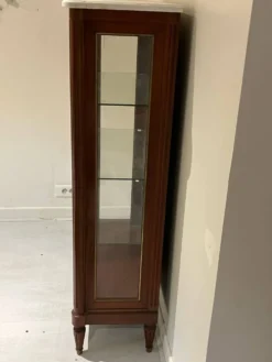 Vitrine style directoire