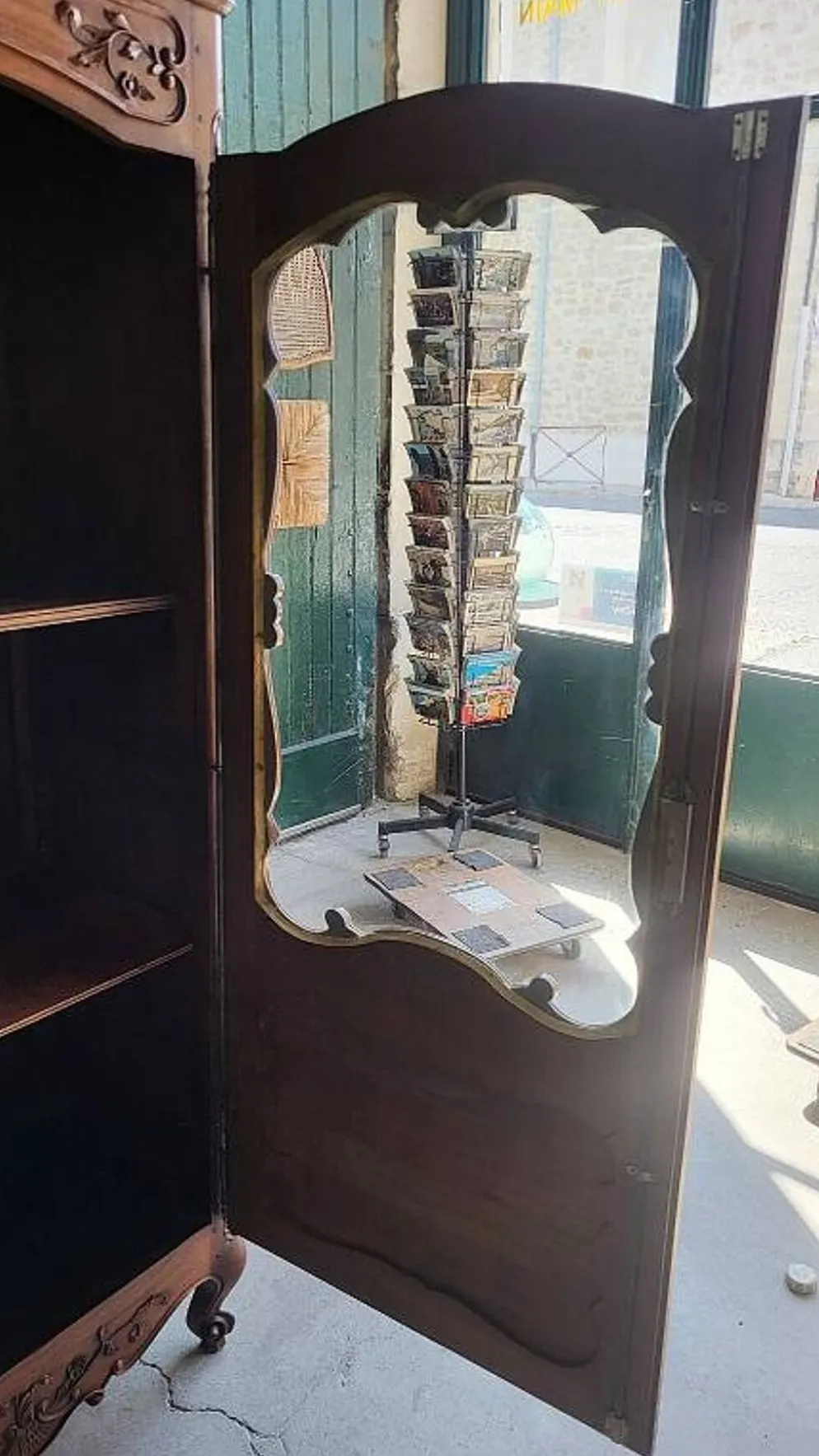 Vitrine style louis xv 1 porte en merisier