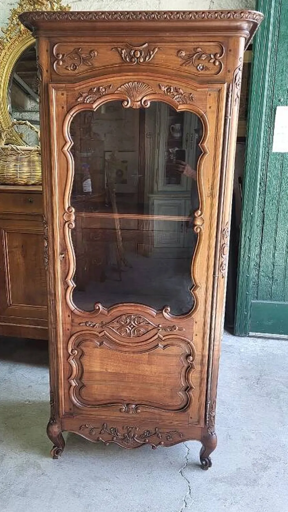 Vitrine style louis xv 1 porte en merisier