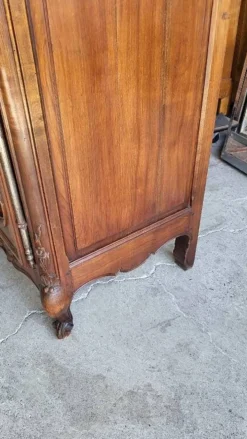 Vitrine style louis xv 1 porte en merisier