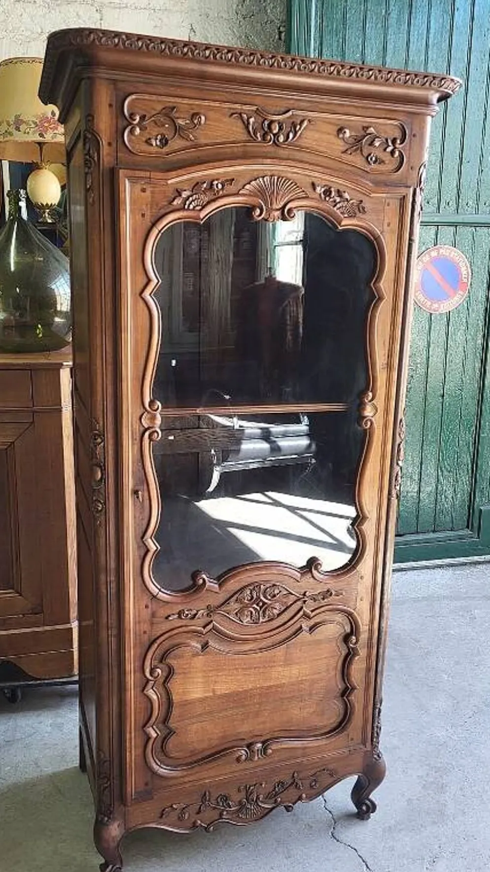 Vitrine style louis xv 1 porte en merisier