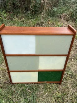 Vitrine étagère verres coulissants de couleur vintage Années 60