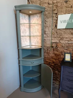 Vitrine vaisselier d'angle vert bronze