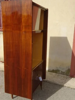 Vitrine vintage de la maison Capelle (82)