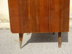 Vitrine vintage de la maison Capelle (82)