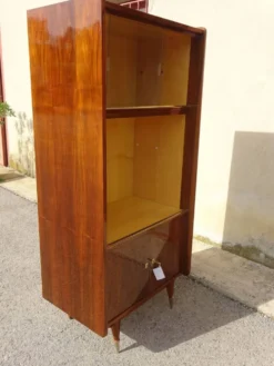 Vitrine vintage de la maison Capelle (82)