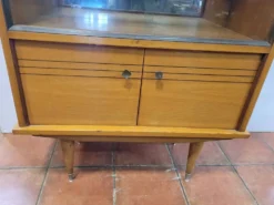 Vitrine vintage en chêne des années 60