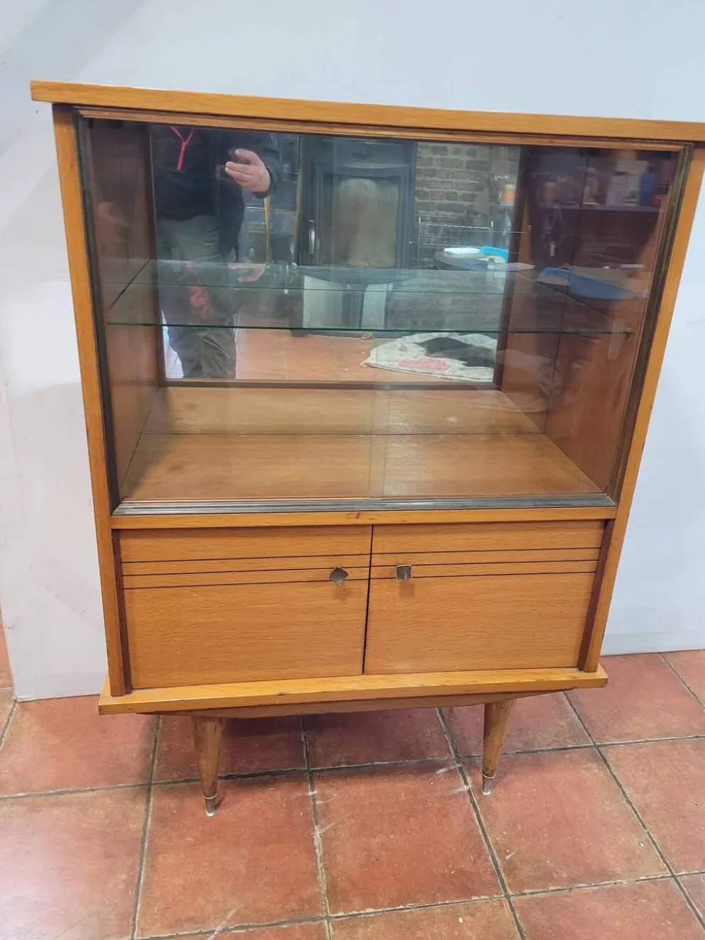 Vitrine vintage en chêne des années 60