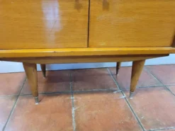 Vitrine vintage en chêne des années 60