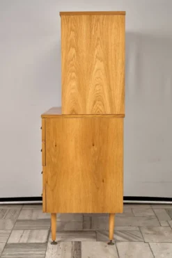 Vitrine vintage, UP závody, années 1960, Tchécoslovaquie