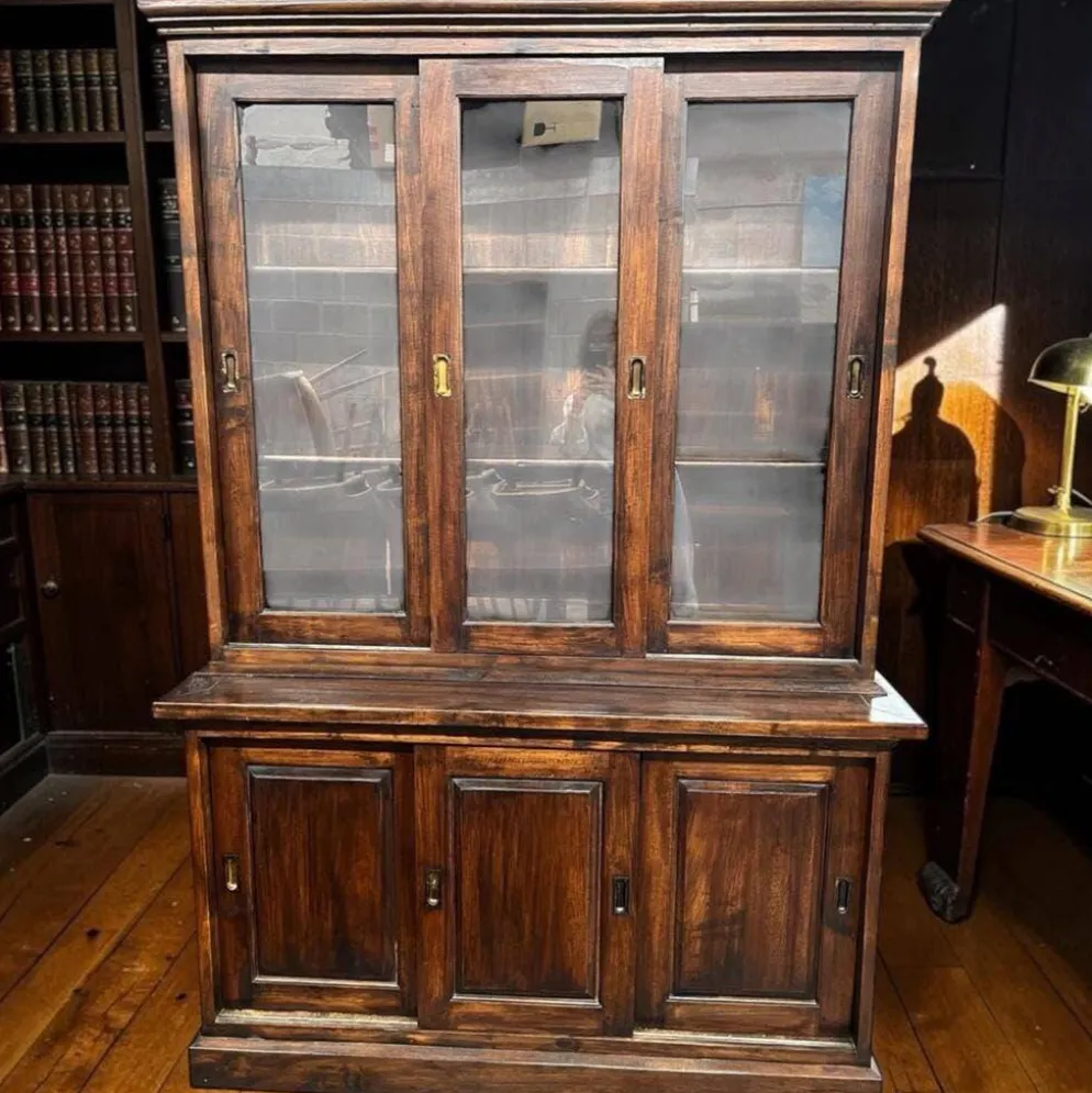 Vitrine XL vintage en bois / buffet / meuble mural