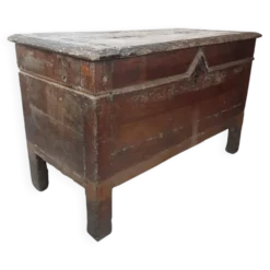 Véritable coffre en chêne antique du 19e siècle, grand coffre à couvertures/trésor.
