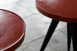 Xavier Pauchard - Deux tables rondes de bistro Tolix métal 1960