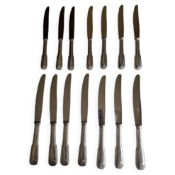 2x7 couteaux modèle Coquille ou Vendôme métal argenté/inox