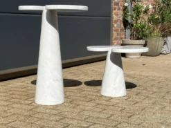 2x Eros Side table Angelo Mangiarotti Carrara marmer Nieuwstaat!