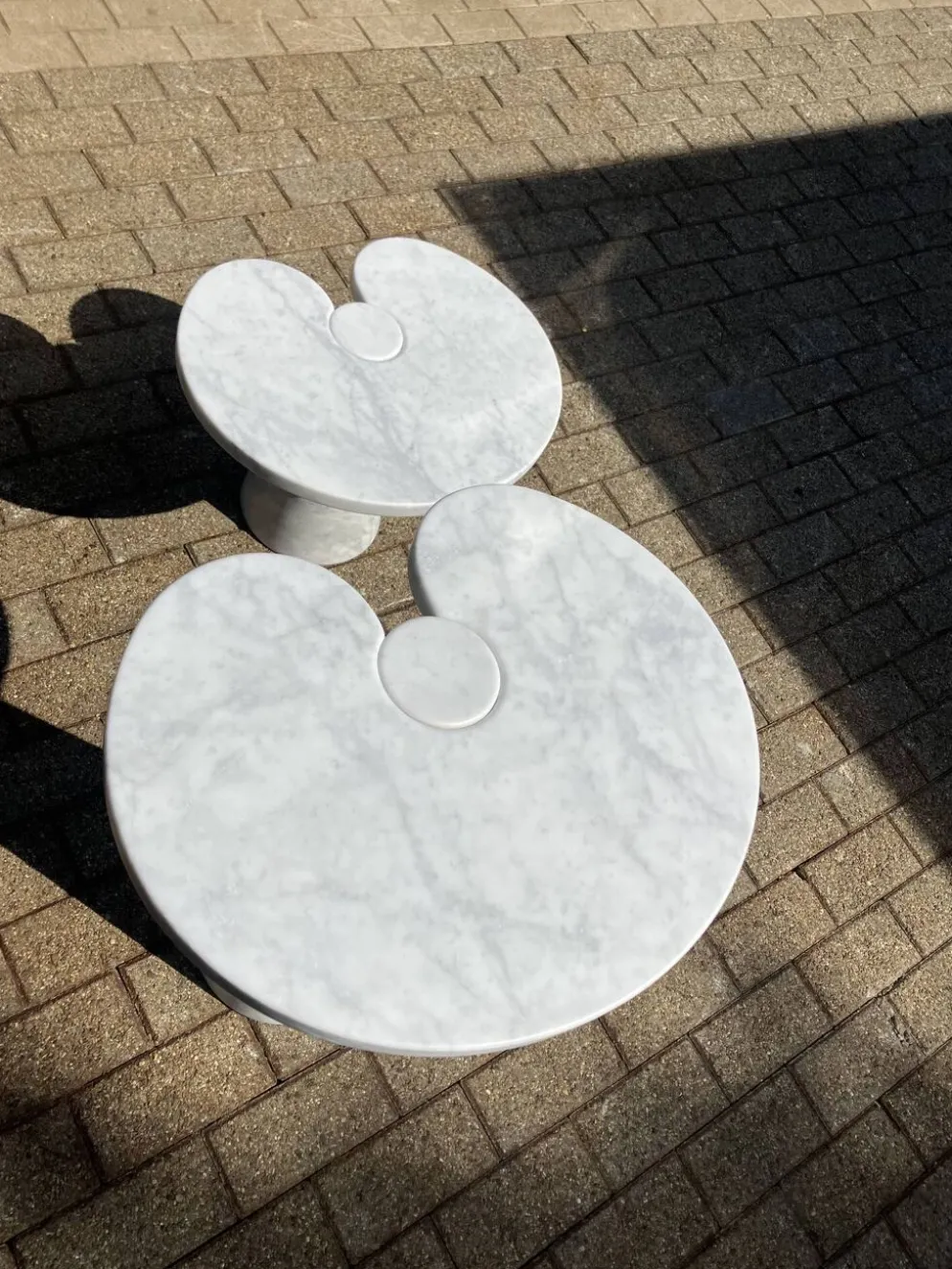 2x Eros Side table Angelo Mangiarotti Carrara marmer Nieuwstaat!